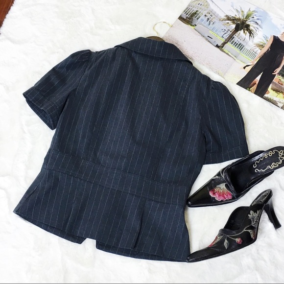 🌸ZINC🌸Women’s Navy Blue Striped Blazer - Picture 4 of 8